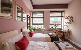 Brighton Queens Retreat Bn1, Next To Train Station And Beach ,6Guests
